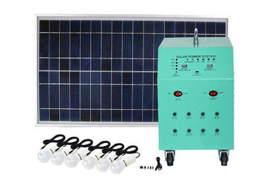70W thông minh DC di động Off Grid năng lượng mặt trời Hệ thống điện cho đường đèn / Camera