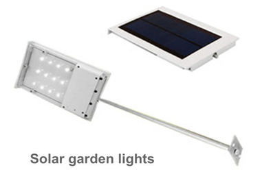 Park Plaza vườn năng lượng mặt trời Đèn đường LED Với 45 ° / 60 ° / 120 ° Góc nhìn